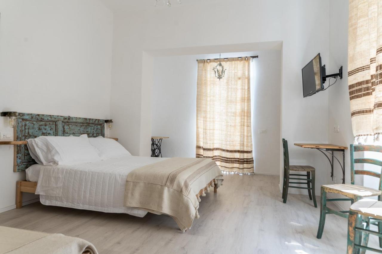 Deluxe Doppelzimmer mit Balkon und Meerblick